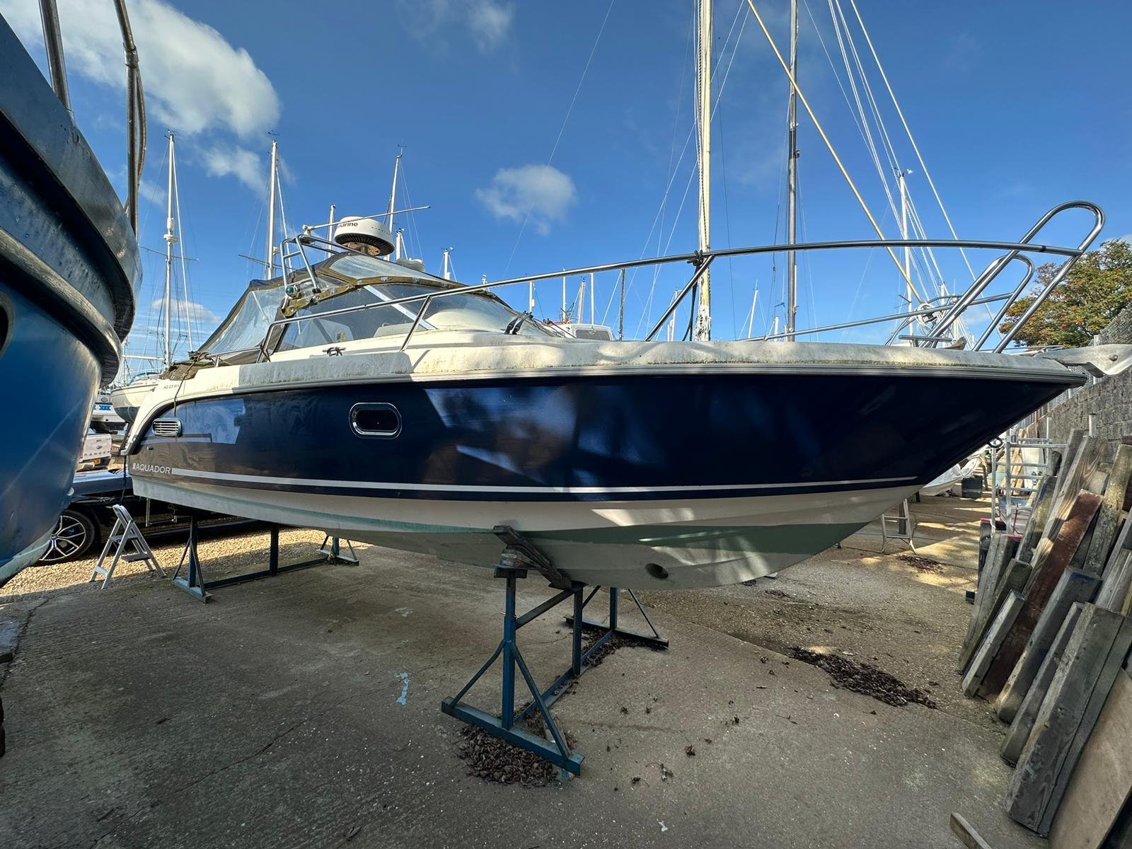 Lonely Boats - Aquador 23 in Poole - Matched Boat