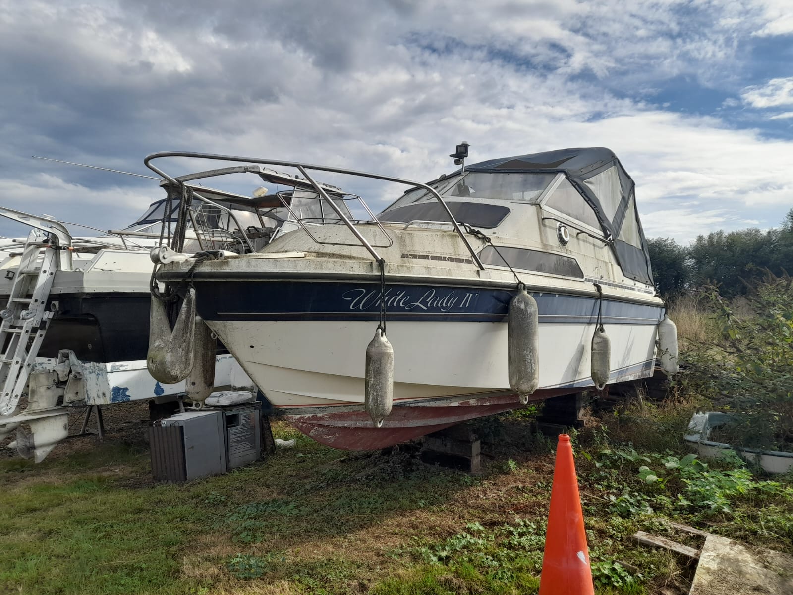 Lonely Boats - Fairline Weekender 21 - Matched Boat