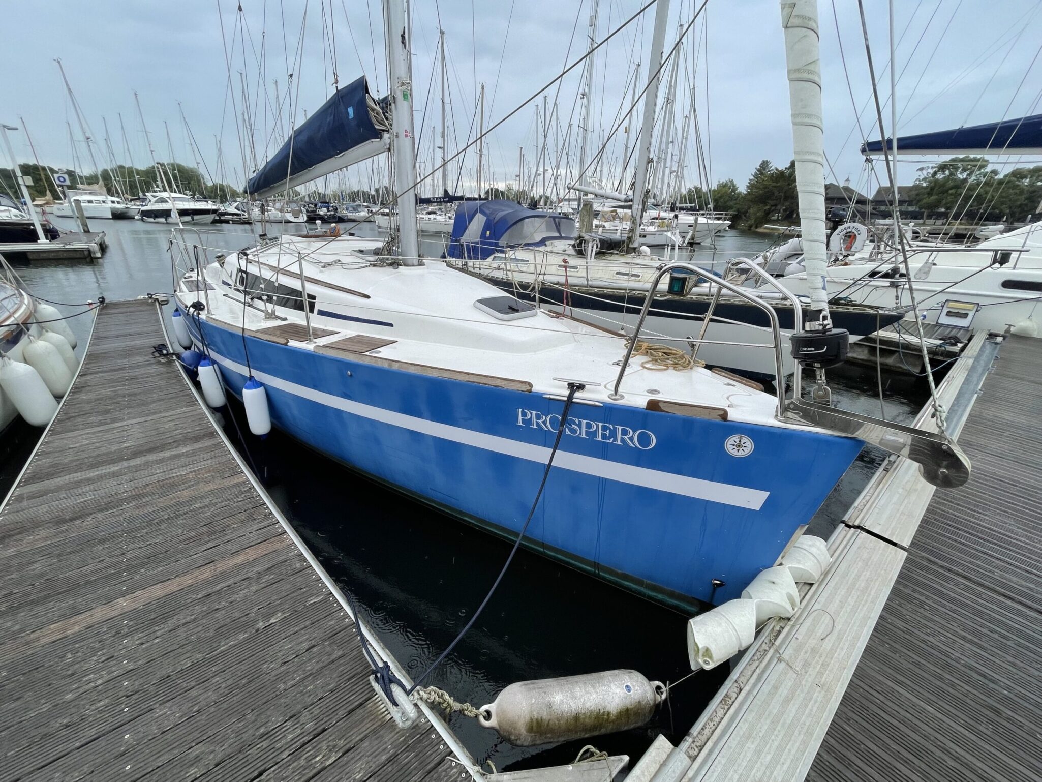 Lonely Boats - Huzar 30 in Gosport - Matched Boat