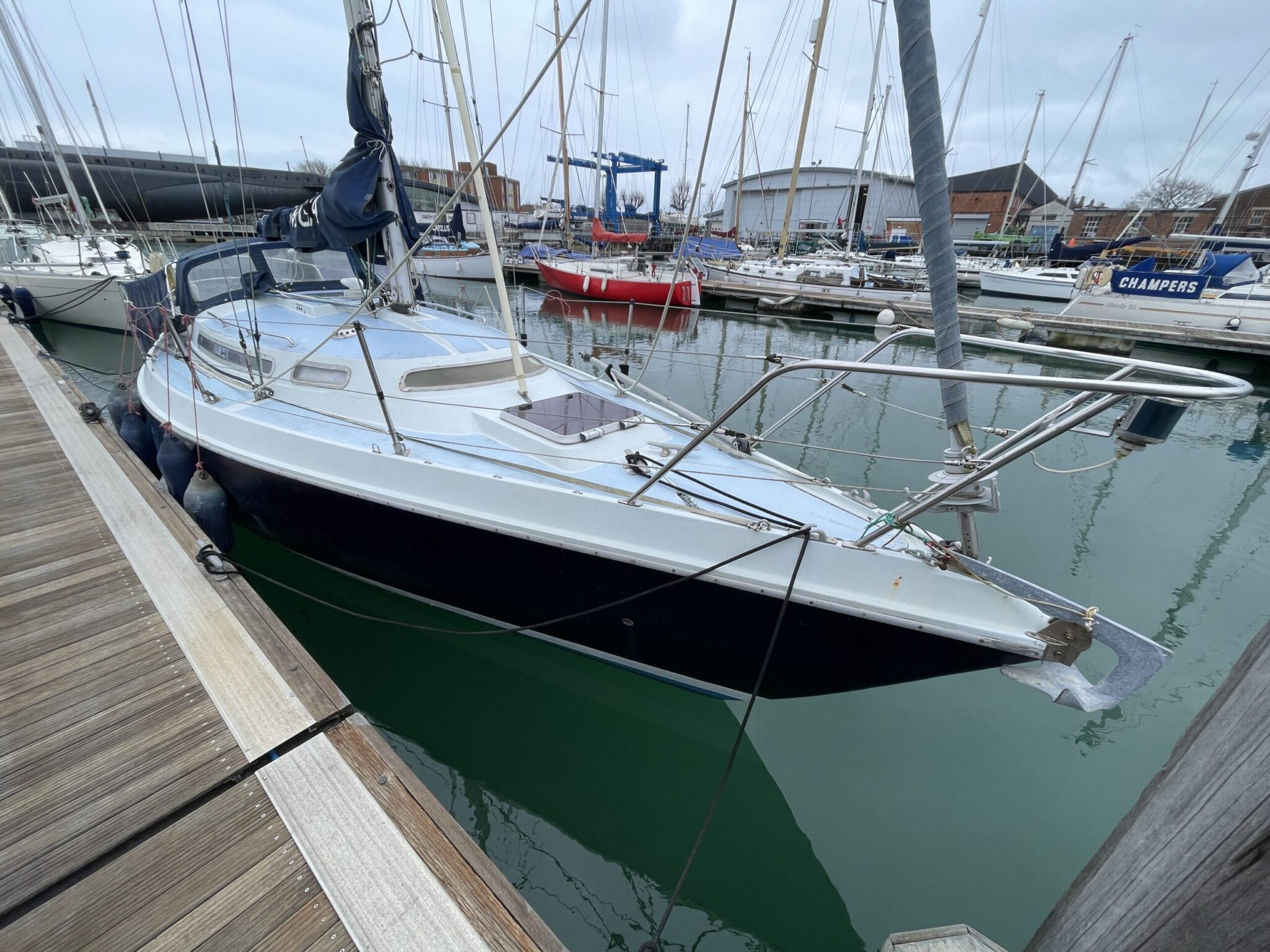 Lonely Boats - Nicholson 30 in Gosport - Matched Boat