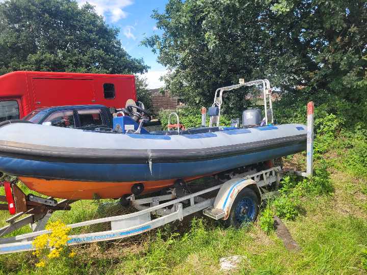 Lonely Boats - Bombard Tornado RIB in South Yorkshire - Matched Boat