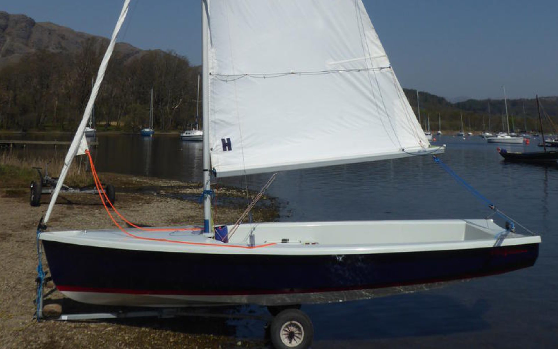 Wayfarer Dinghy For Sale in Chew Stoke (Somerset)