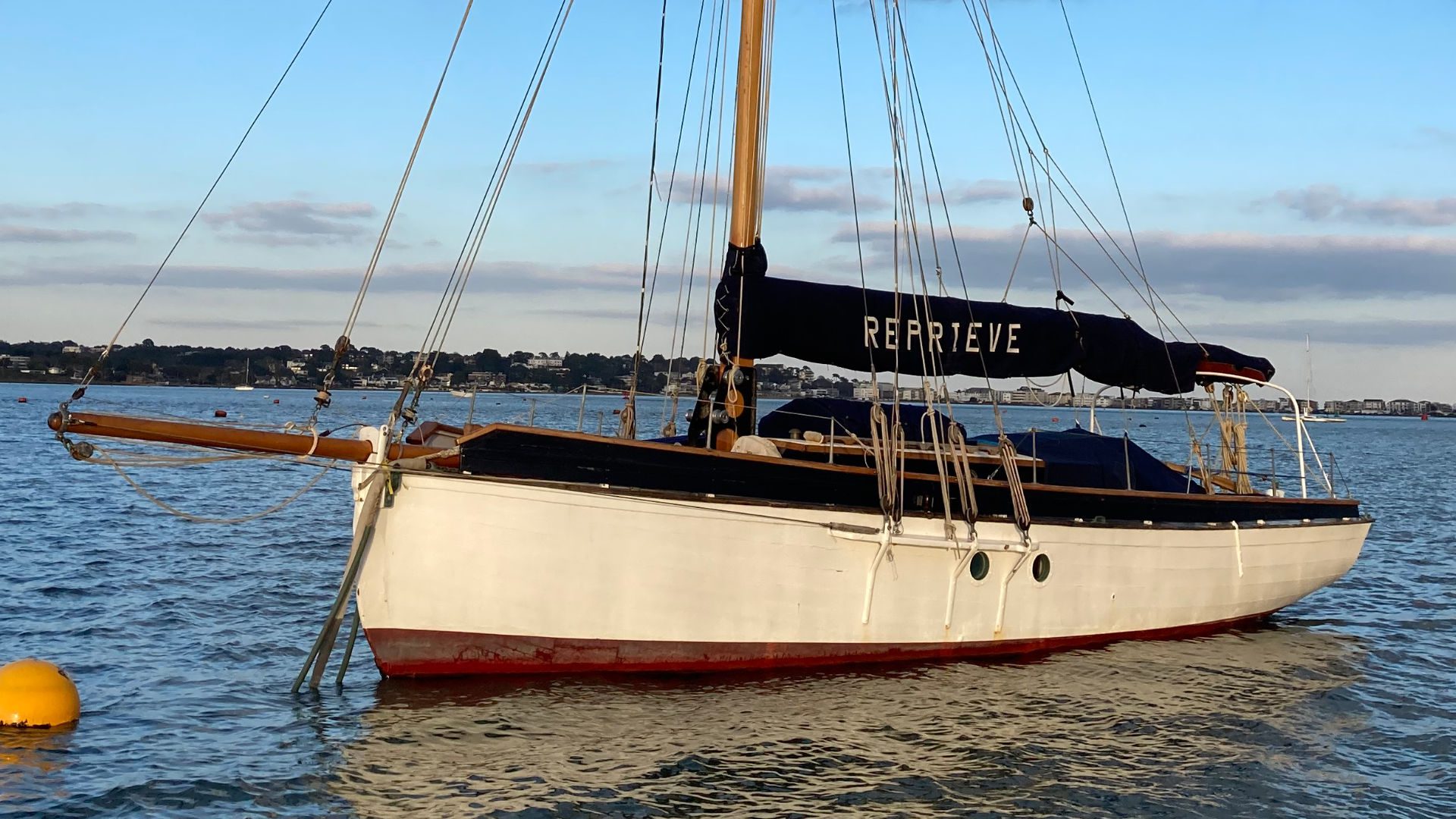 35ft Gaff Cutter For Sale in Poole Harbour